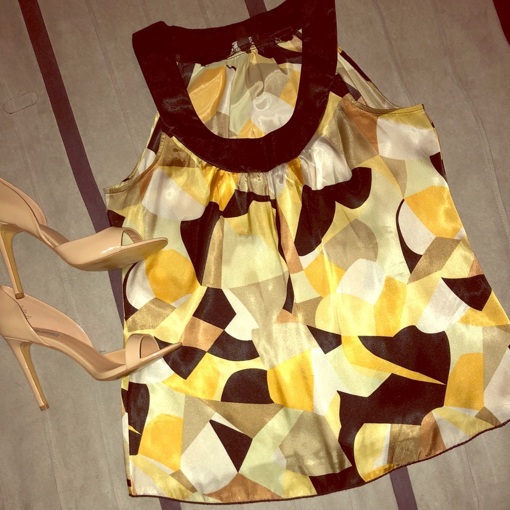 Sleeveless polyester Top